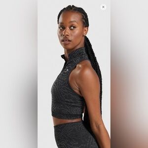 Gymshark Women’s X Large Adapt Animal Seamless Crop 1/2 Zip Tank Top XL Black